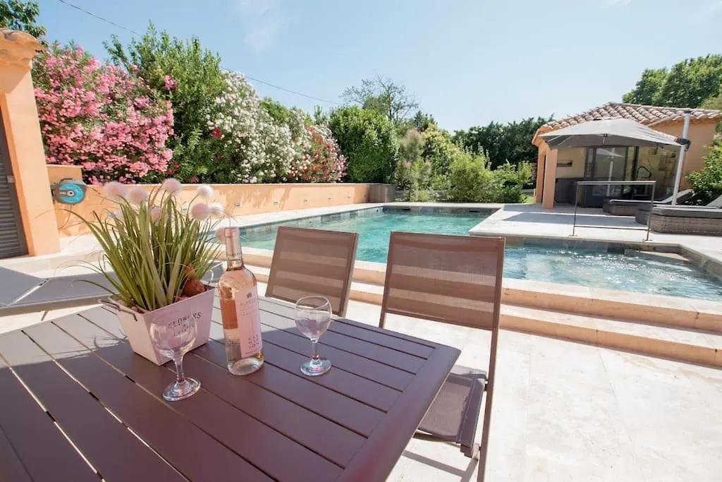 Holiday home Clos Des Griottes, Clim Jacuzzi Parking Arles