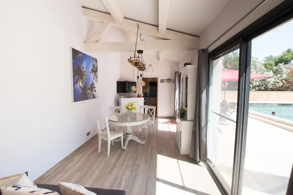Clos Des Griottes, Clim Jacuzzi Parking Arles Holiday home
