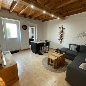 Hébergement de vacances Maison De A 5 Min à Pied De La Tour Luma, Arles